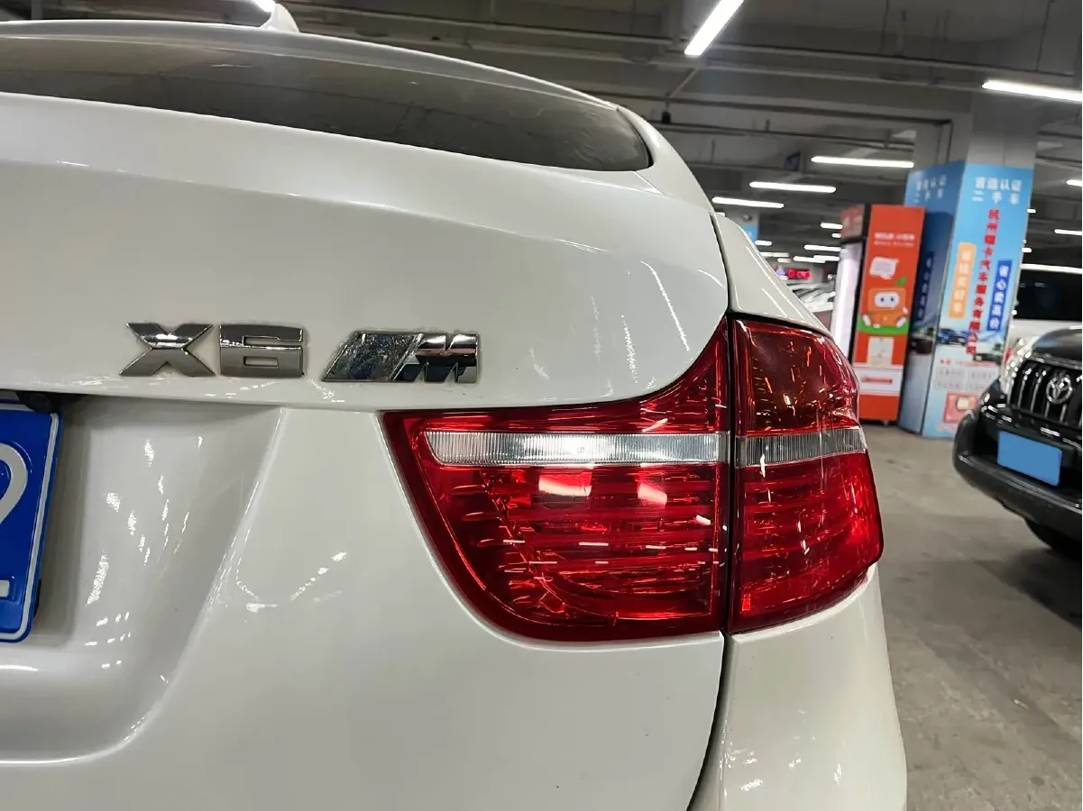 2010 BMW X6 M 4.4T 555HP V8 6AT,autocango,china used car exporter,china ev exporter,chinese used car exporter,chinese used ev exporter