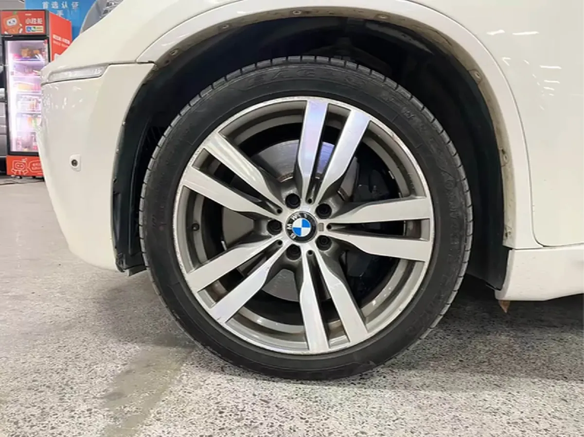 2010 BMW X6 M 4.4T 555HP V8 6AT,autocango,china used car exporter,china ev exporter,chinese used car exporter,chinese used ev exporter