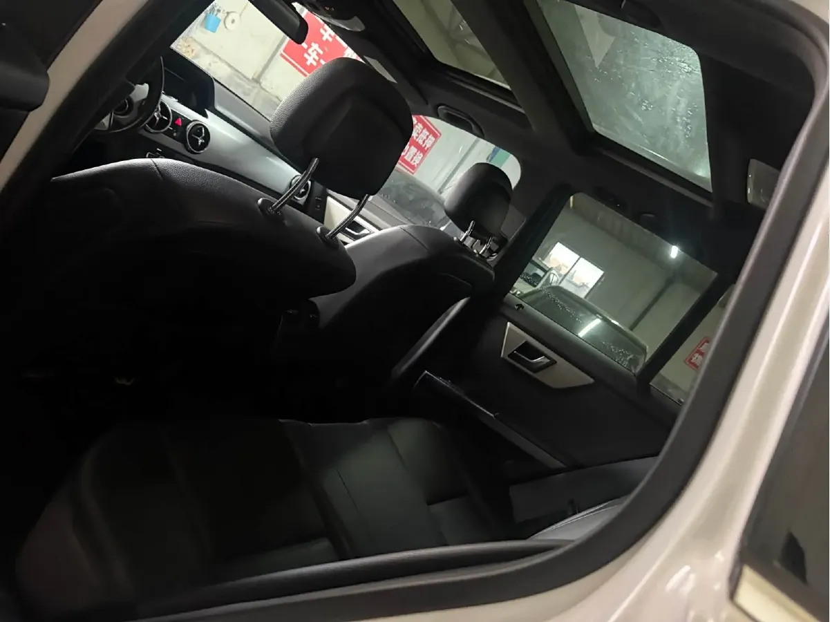 2013 Mercedes-Benz GLK Class 3.0L 245HP V6 7AT,autocango,china used car exporter,china ev exporter,chinese used car exporter,chinese used ev exporter