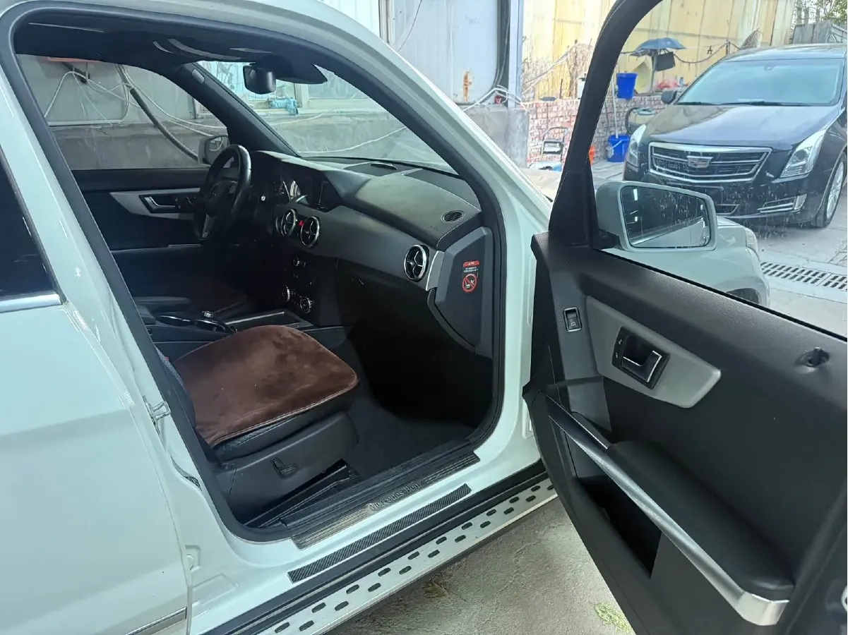 2013 Mercedes-Benz GLK Class 3.0L 245HP V6 7AT,autocango,china used car exporter,china ev exporter,chinese used car exporter,chinese used ev exporter