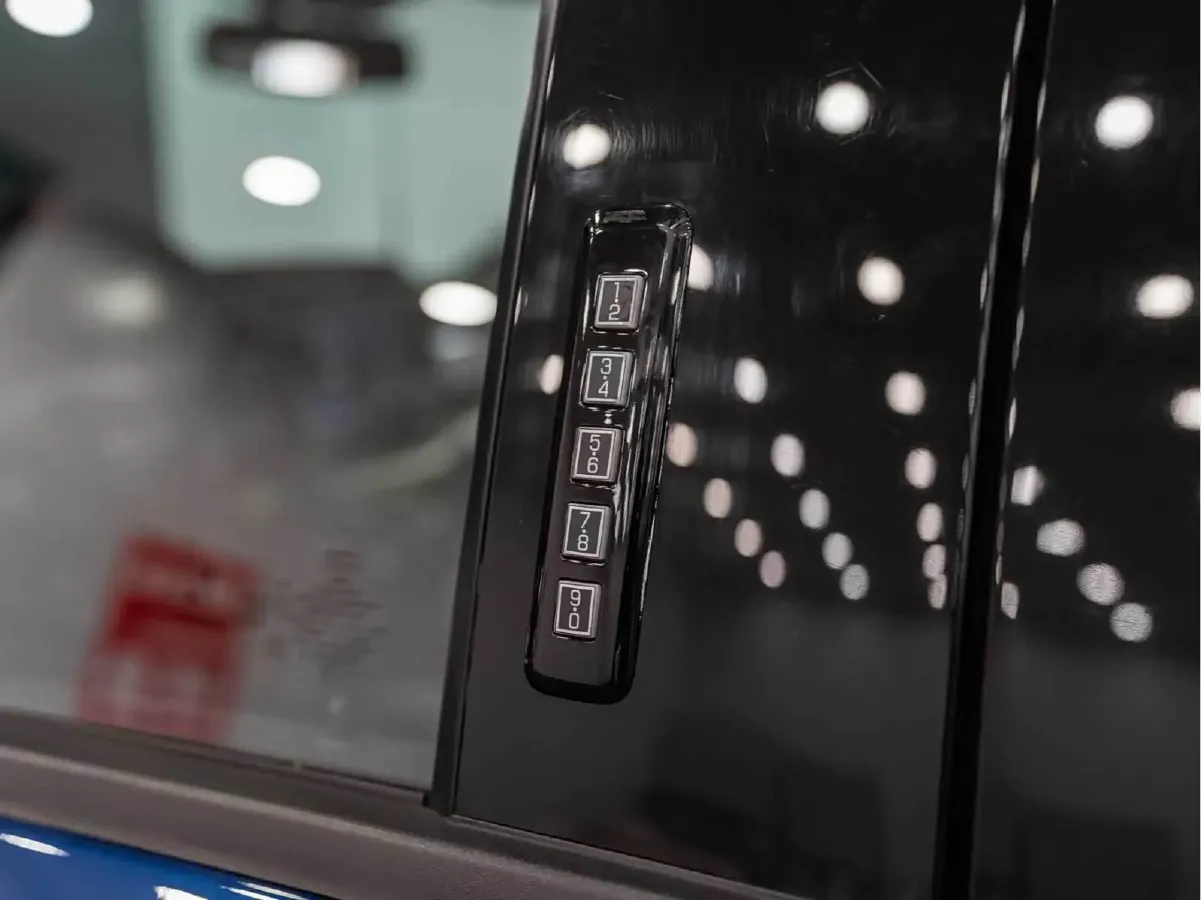 2023 Ford F-150 3.5T 423HP V6 10AT,autocango,china used car exporter,china ev exporter,chinese used car exporter,chinese used ev exporter