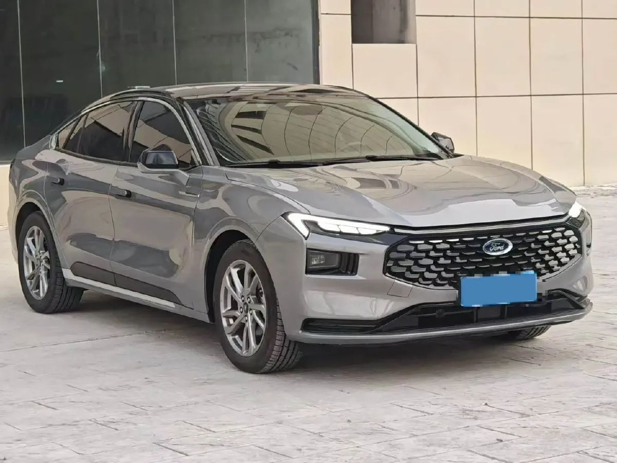 2023 Ford Mondeo 2.0T 254HP L4 8AT,autocango,china used car exporter,china ev exporter,chinese used car exporter,chinese used ev exporter