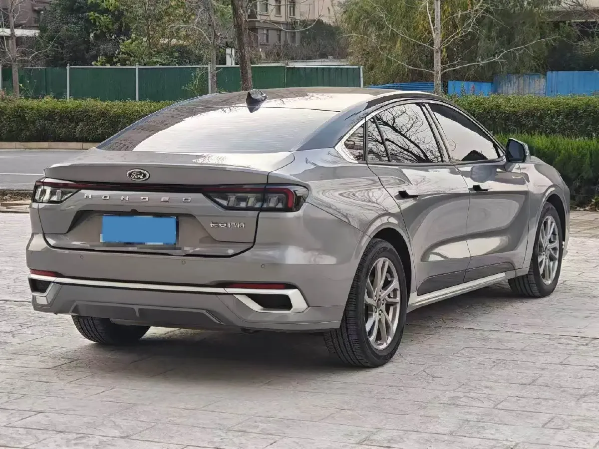 2023 Ford Mondeo 2.0T 254HP L4 8AT,autocango,china used car exporter,china ev exporter,chinese used car exporter,chinese used ev exporter