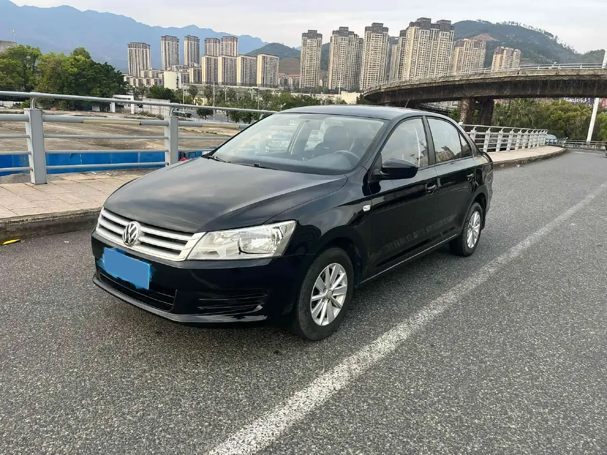 2015 Volkswagen Santana 1.6L 110HP L4 5MT