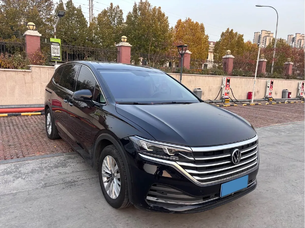 2020 Volkswagen Viloran 2.0T 186HP L4 7DCT,autocango,china used car exporter,china ev exporter,chinese used car exporter,chinese used ev exporter