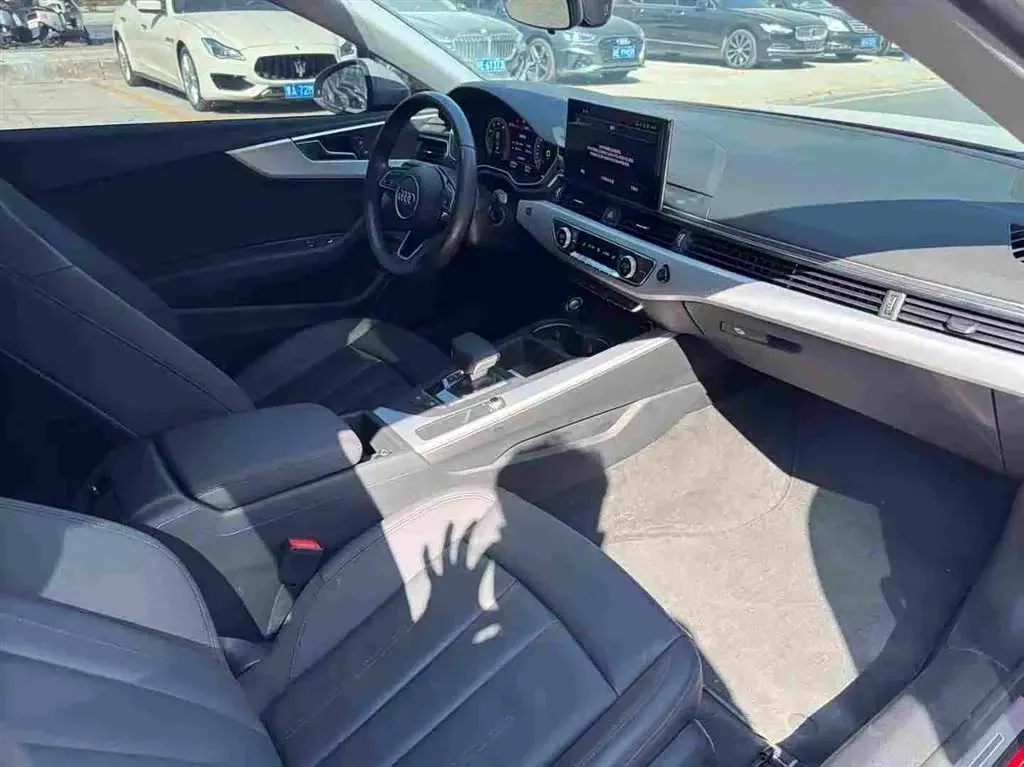 2021 Audi A5 2.0T 204HP L4 7DCT,autocango,china used car exporter,china ev exporter,chinese used car exporter,chinese used ev exporter