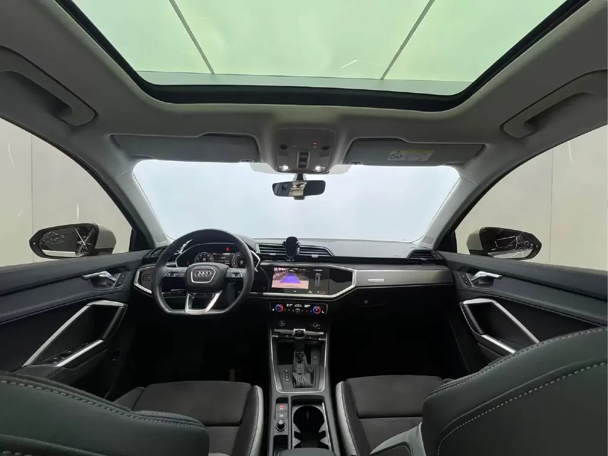 2023 Audi Q3 1.4T 150HP L4 7DCT,autocango,china used car exporter,china ev exporter,chinese used car exporter,chinese used ev exporter