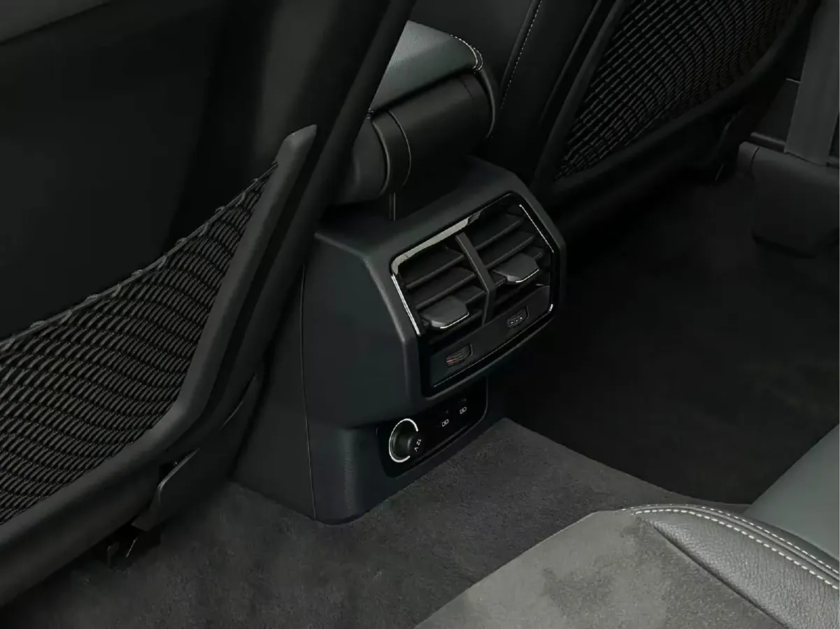 2023 Audi Q3 1.4T 150HP L4 7DCT,autocango,china used car exporter,china ev exporter,chinese used car exporter,chinese used ev exporter