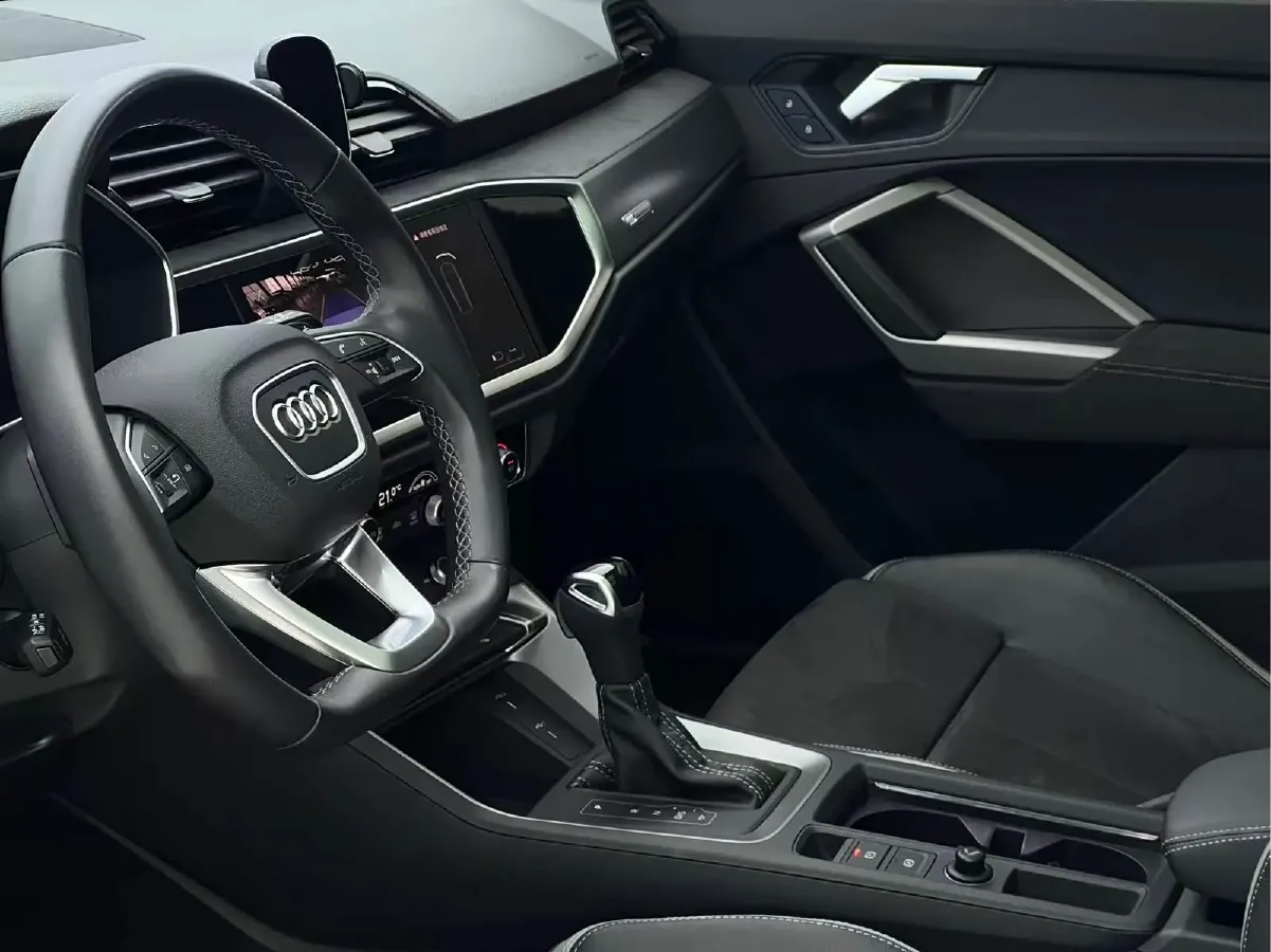 2023 Audi Q3 1.4T 150HP L4 7DCT,autocango,china used car exporter,china ev exporter,chinese used car exporter,chinese used ev exporter