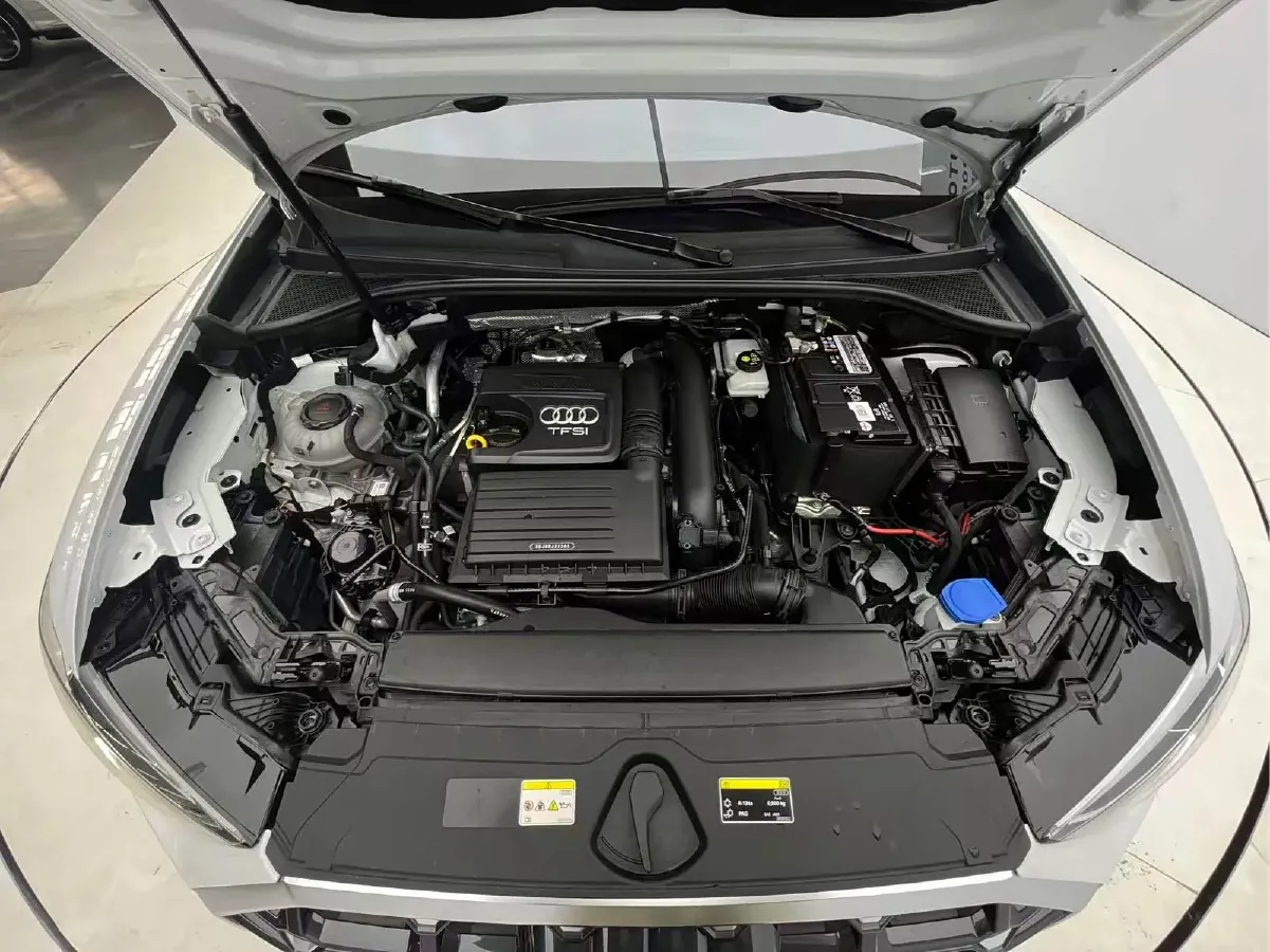 2023 Audi Q3 1.4T 150HP L4 7DCT,autocango,china used car exporter,china ev exporter,chinese used car exporter,chinese used ev exporter