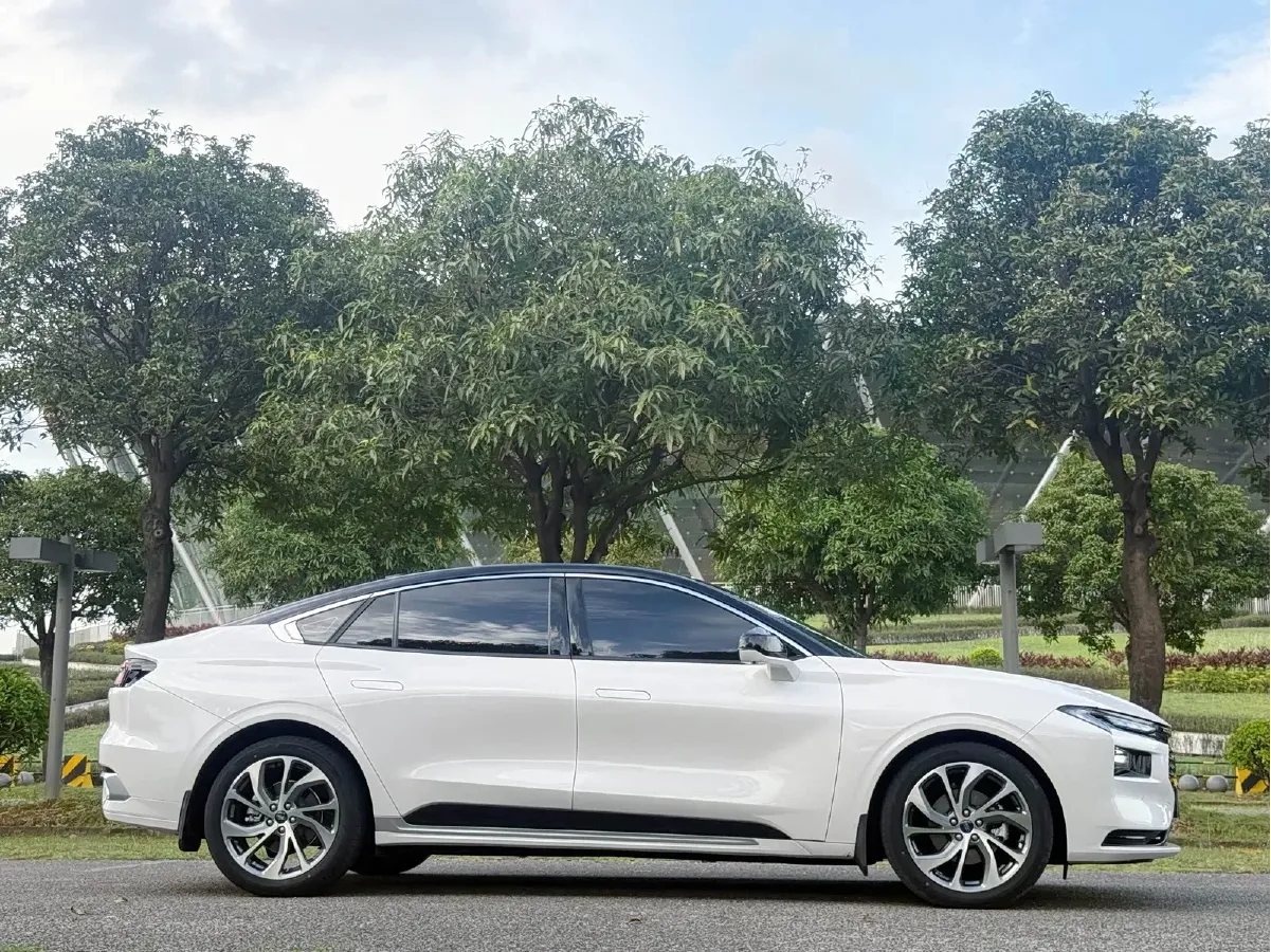 2023 Ford Mondeo 2.0T 254HP L4 8AT,autocango,china used car exporter,china ev exporter,chinese used car exporter,chinese used ev exporter