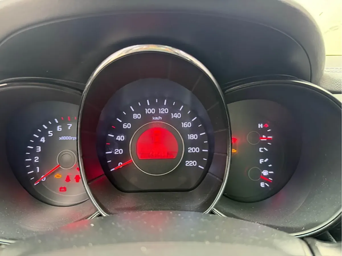 2012 Kia K2 1.6L 123HP L4 4AT,autocango,china used car exporter,china ev exporter,chinese used car exporter,chinese used ev exporter