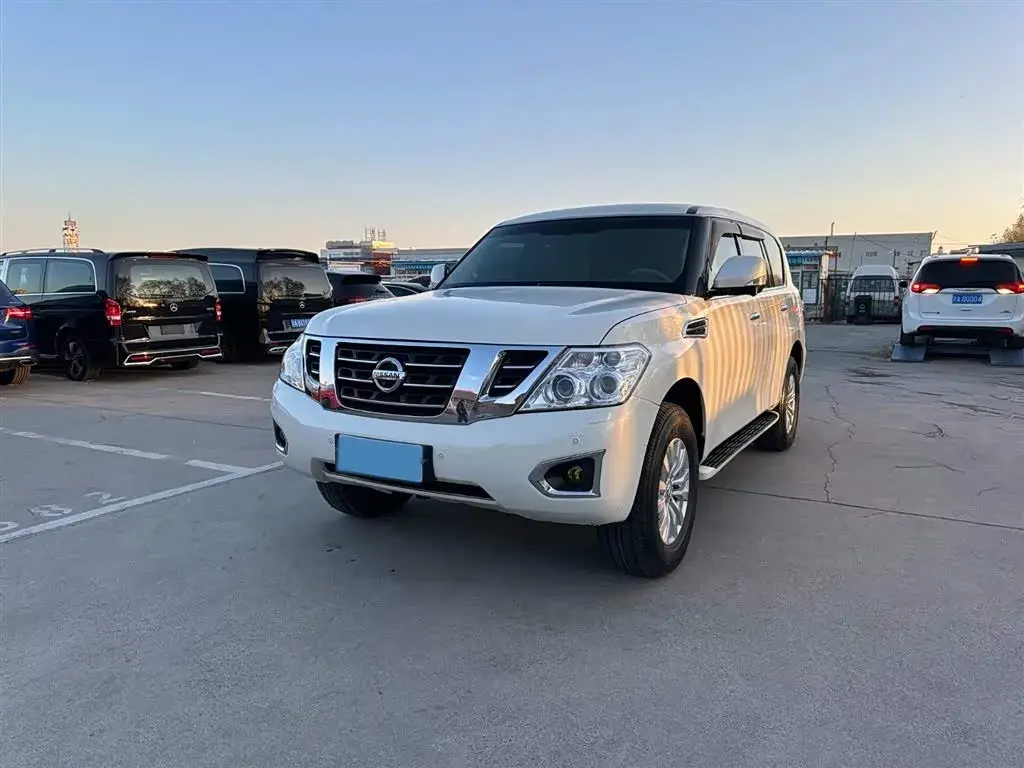2017 Nissan Patrol 5.6L 398HP V8 7AT