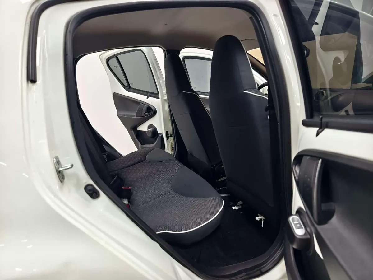 2015 BYD F0 1.0L 68HP L3 5MT,autocango,china used car exporter,china ev exporter,chinese used car exporter,chinese used ev exporter