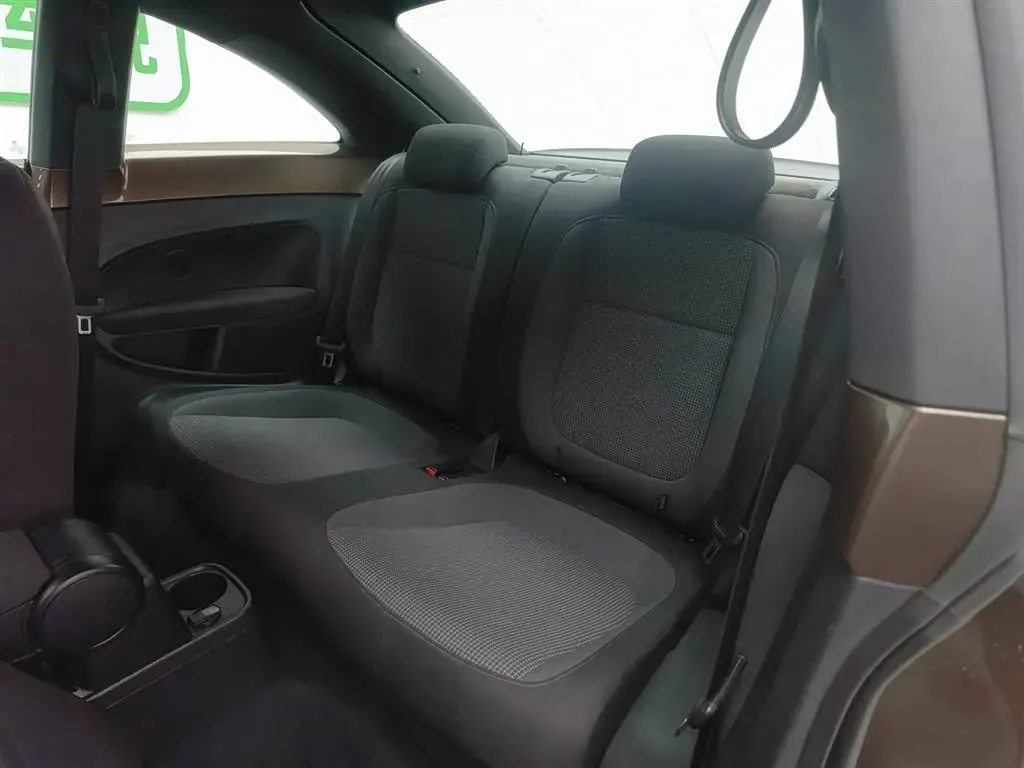 2013 Volkswagen Beetle 1.4T 160HP L4 7DCT,autocango,china used car exporter,china ev exporter,chinese used car exporter,chinese used ev exporter