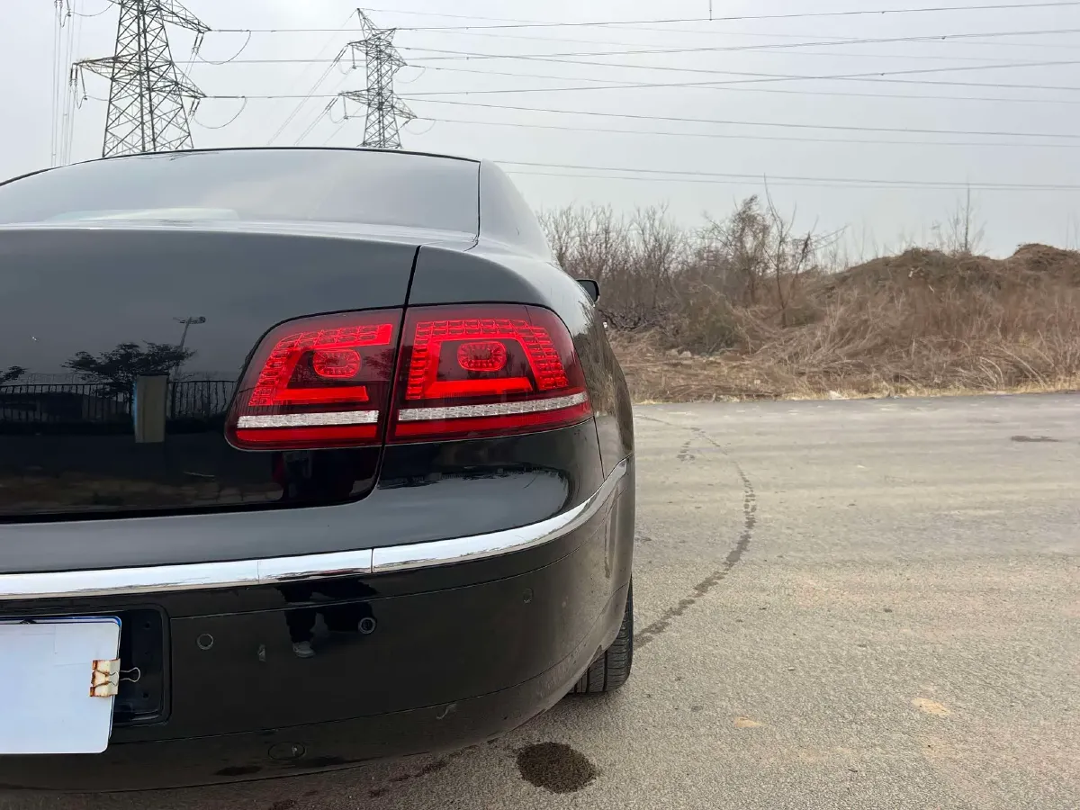 2012 Volkswagen Pheaton 3.0L 250HP V6 6AT,autocango,china used car exporter,china ev exporter,chinese used car exporter,chinese used ev exporter