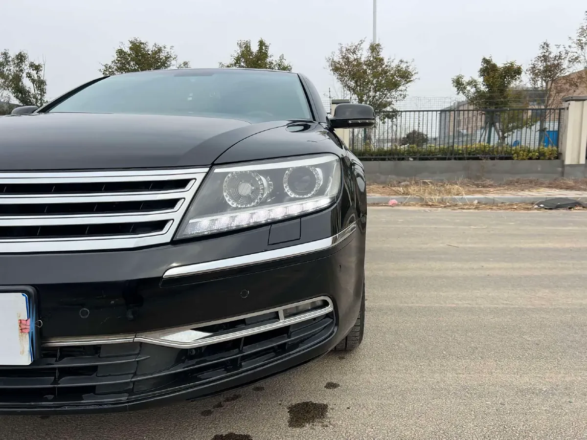 2012 Volkswagen Pheaton 3.0L 250HP V6 6AT,autocango,china used car exporter,china ev exporter,chinese used car exporter,chinese used ev exporter