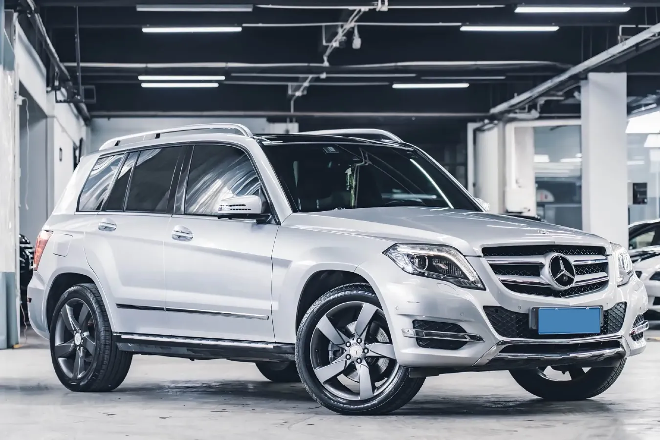 2013 Mercedes-Benz GLK Class 3.0L 245HP V6 7AT,autocango,china used car exporter,china ev exporter,chinese used car exporter,chinese used ev exporter