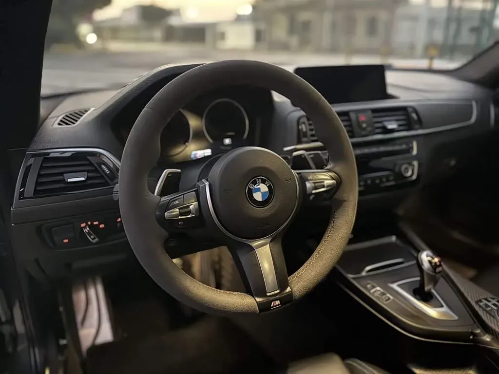 2018 BMW M2 3.0T 370HP L6 7DCT,autocango,china used car exporter,china ev exporter,chinese used car exporter,chinese used ev exporter