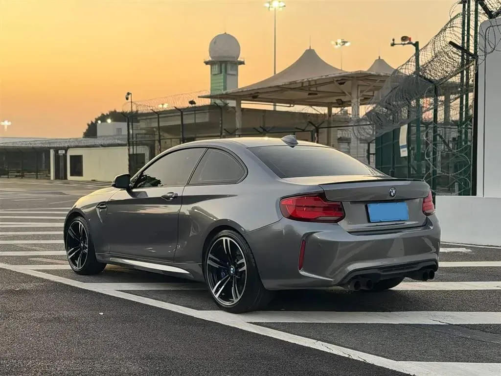 2018 BMW M2 3.0T 370HP L6 7DCT,autocango,china used car exporter,china ev exporter,chinese used car exporter,chinese used ev exporter