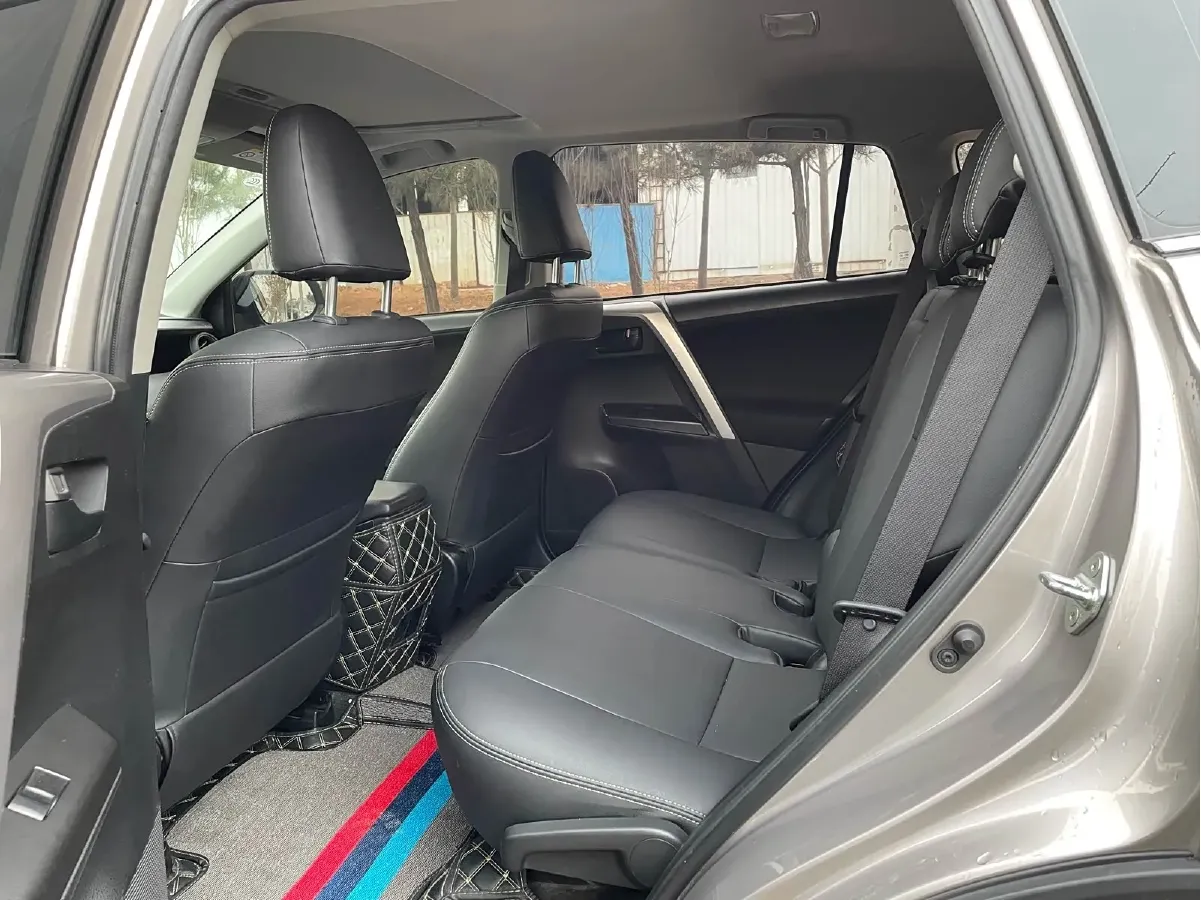 2019 Toyota RAV4 2.0L 151HP L4 CVT,autocango,china used car exporter,china ev exporter,chinese used car exporter,chinese used ev exporter