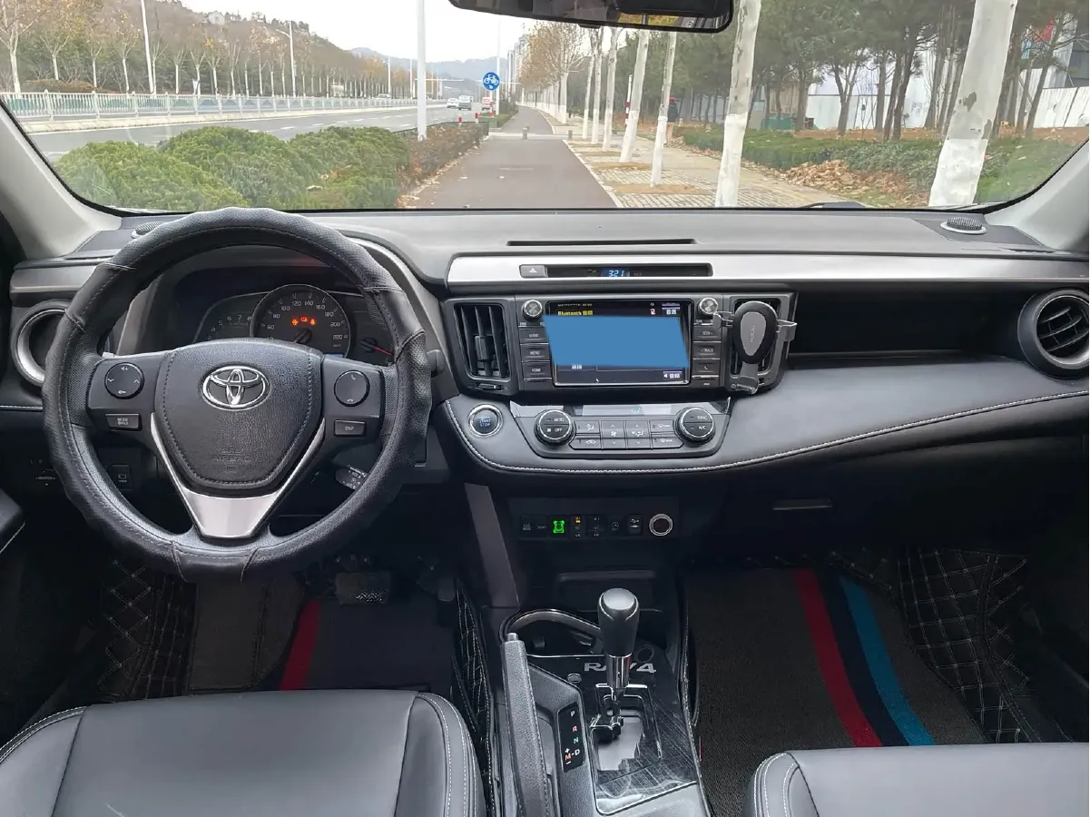 2019 Toyota RAV4 2.0L 151HP L4 CVT,autocango,china used car exporter,china ev exporter,chinese used car exporter,chinese used ev exporter