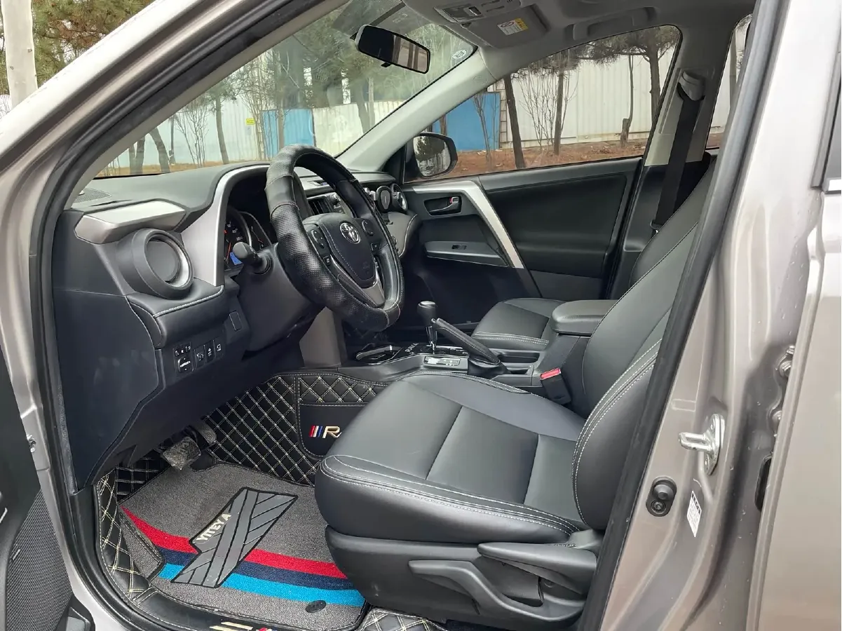 2019 Toyota RAV4 2.0L 151HP L4 CVT,autocango,china used car exporter,china ev exporter,chinese used car exporter,chinese used ev exporter