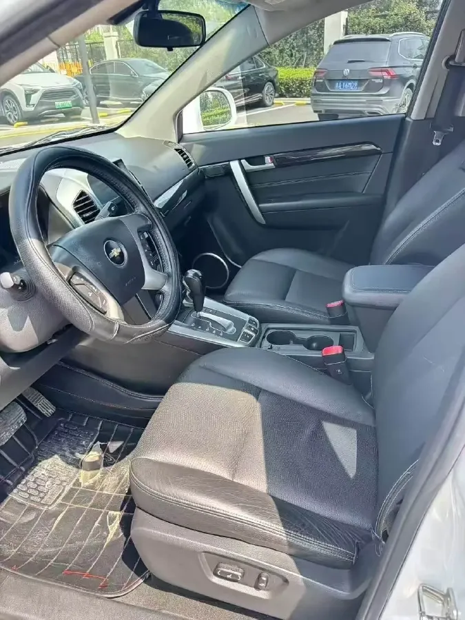 2014 Chevrolet Captiva 2.4L 167HP L4 6AT,autocango,china used car exporter,china ev exporter,chinese used car exporter,chinese used ev exporter