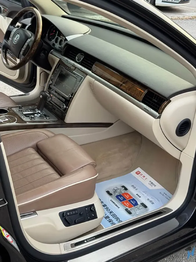 2013 Volkswagen Pheaton 4.2L 335HP V8 6AT,autocango,china used car exporter,china ev exporter,chinese used car exporter,chinese used ev exporter