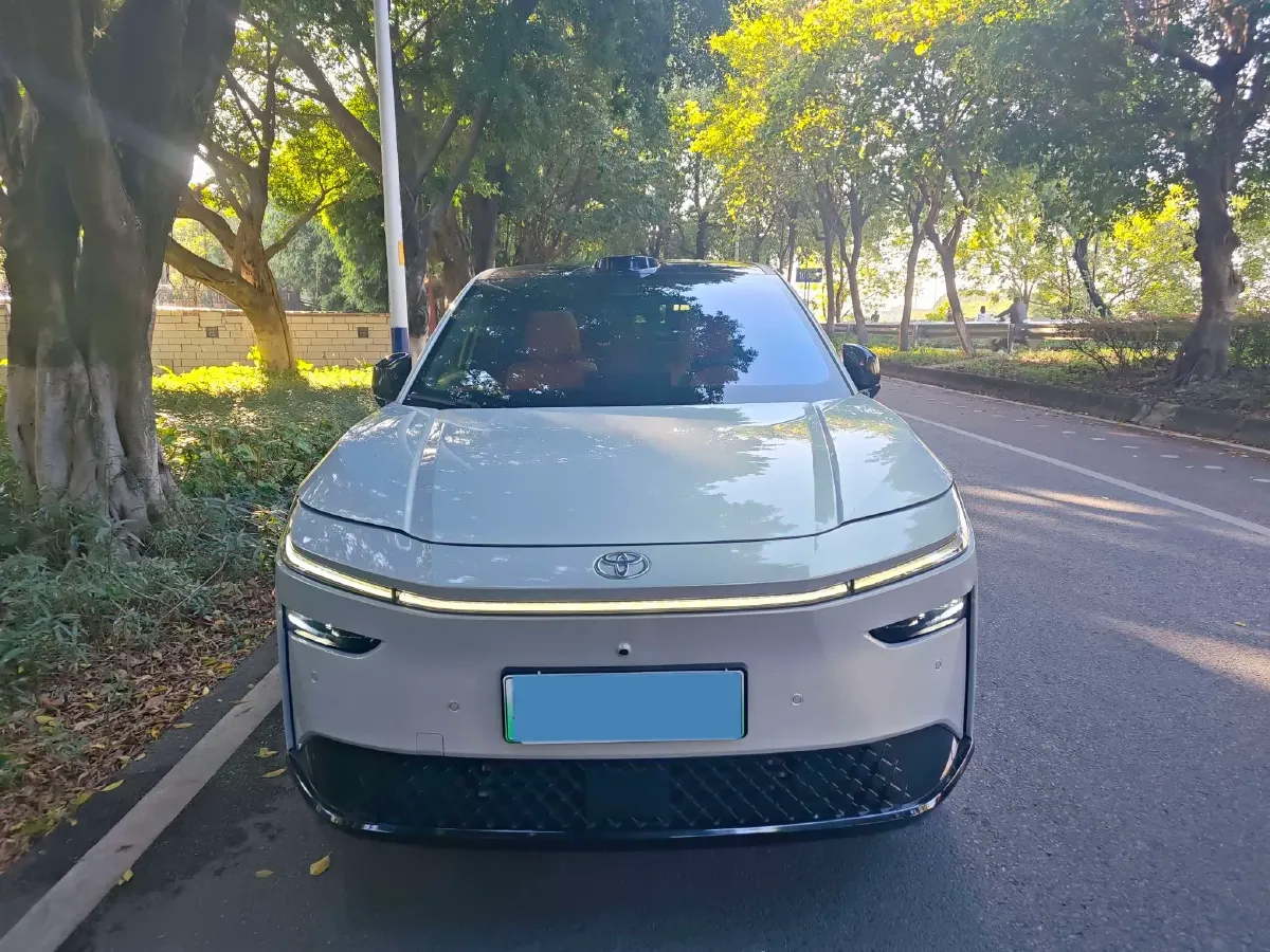 2025 Toyota BZ3X BEV 58.37KWH,autocango,china used car exporter,china ev exporter,chinese used car exporter,chinese used ev exporter