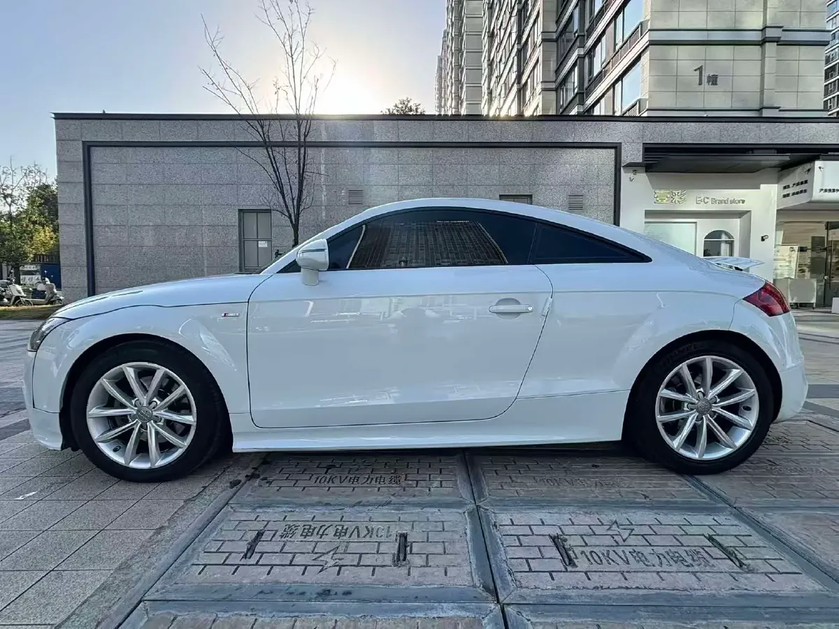 2014 Audi TT 2.0T 211HP L4 6DCT,autocango,china used car exporter,china ev exporter,chinese used car exporter,chinese used ev exporter