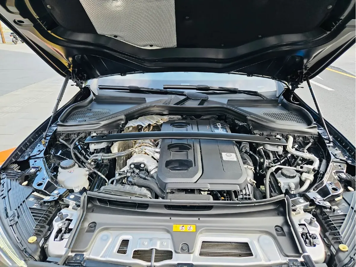 2024 Mercedes-Benz GLC Coupe AMG 2.0T 421HP L4 9AT,autocango,china used car exporter,china ev exporter,chinese used car exporter,chinese used ev exporter