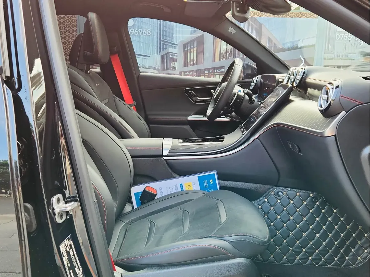 2024 Mercedes-Benz GLC Coupe AMG 2.0T 421HP L4 9AT,autocango,china used car exporter,china ev exporter,chinese used car exporter,chinese used ev exporter