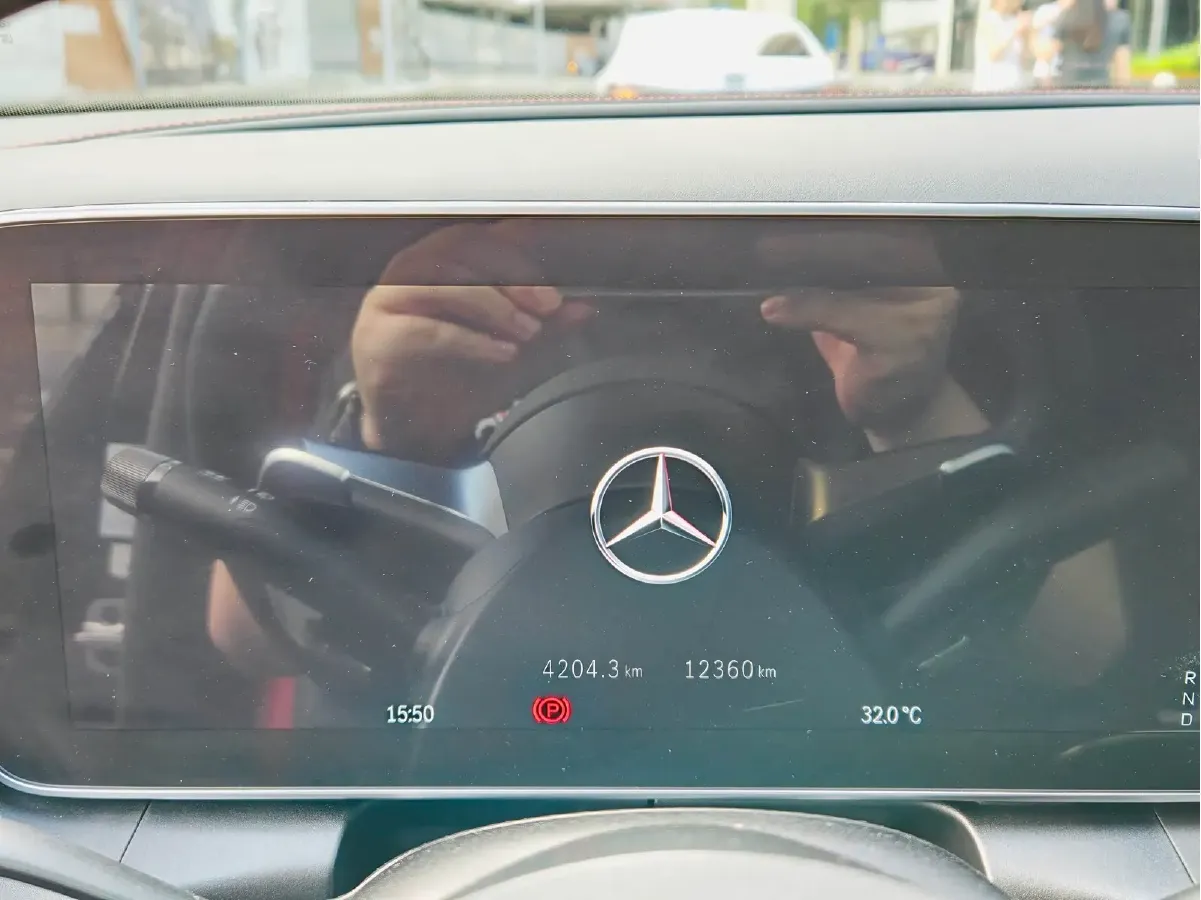 2024 Mercedes-Benz GLC Coupe AMG 2.0T 421HP L4 9AT,autocango,china used car exporter,china ev exporter,chinese used car exporter,chinese used ev exporter