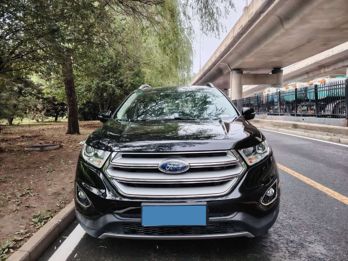 2018 Ford Edge 2.0T 245HP L4 6AT,autocango,china used car exporter,china ev exporter,chinese used car exporter,chinese used ev exporter