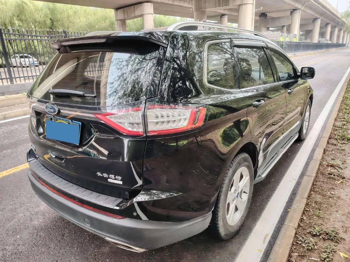 2018 Ford Edge 2.0T 245HP L4 6AT,autocango,china used car exporter,china ev exporter,chinese used car exporter,chinese used ev exporter