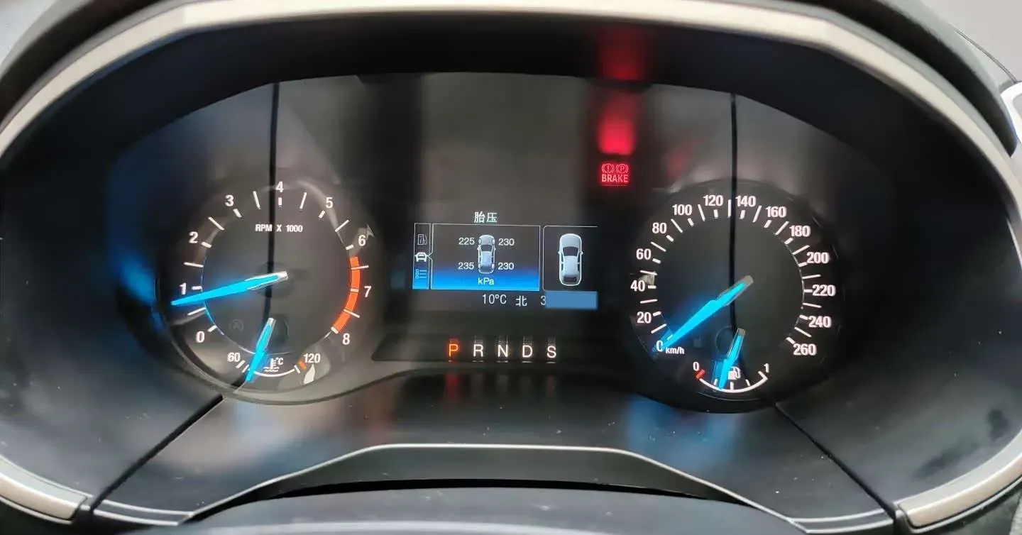 2018 Ford Edge 2.0T 245HP L4 6AT,autocango,china used car exporter,china ev exporter,chinese used car exporter,chinese used ev exporter