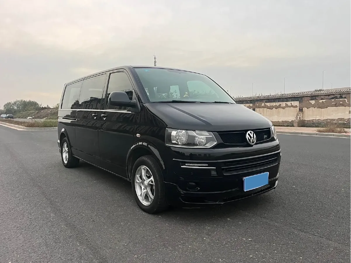 2015 Volkswagen Caravelle 2.0T 204HP L4 7DCT,autocango,china used car exporter,china ev exporter,chinese used car exporter,chinese used ev exporter