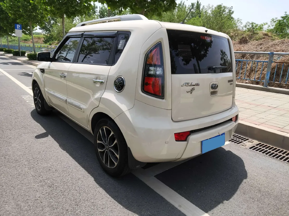 2013 Kia Soul 1.6L 123HP L4 4AT,autocango,china used car exporter,china ev exporter,chinese used car exporter,chinese used ev exporter