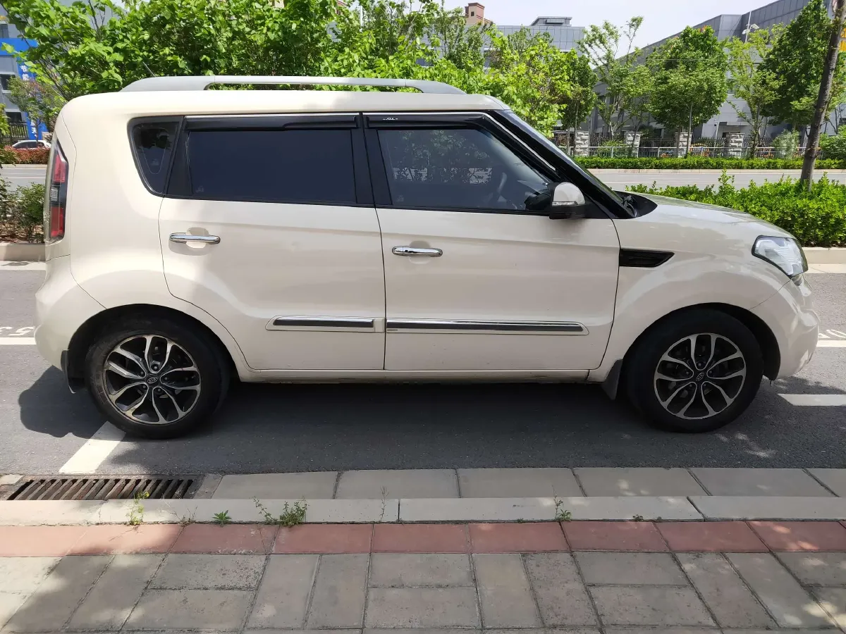 2013 Kia Soul 1.6L 123HP L4 4AT,autocango,china used car exporter,china ev exporter,chinese used car exporter,chinese used ev exporter