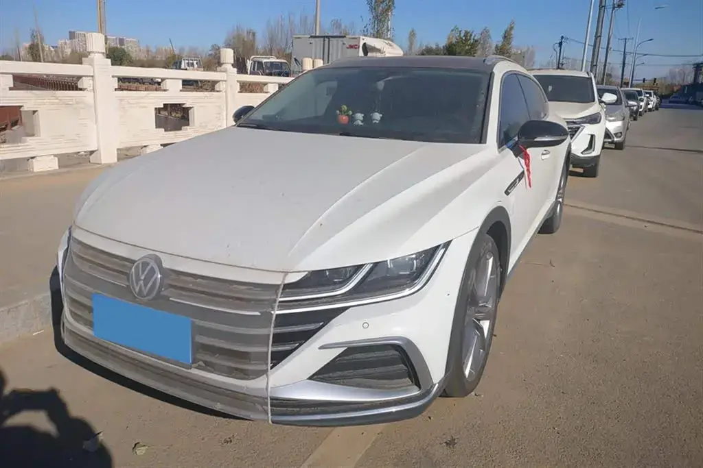 2021 Volkswagen CC 2.0T 220HP L4 7DCT