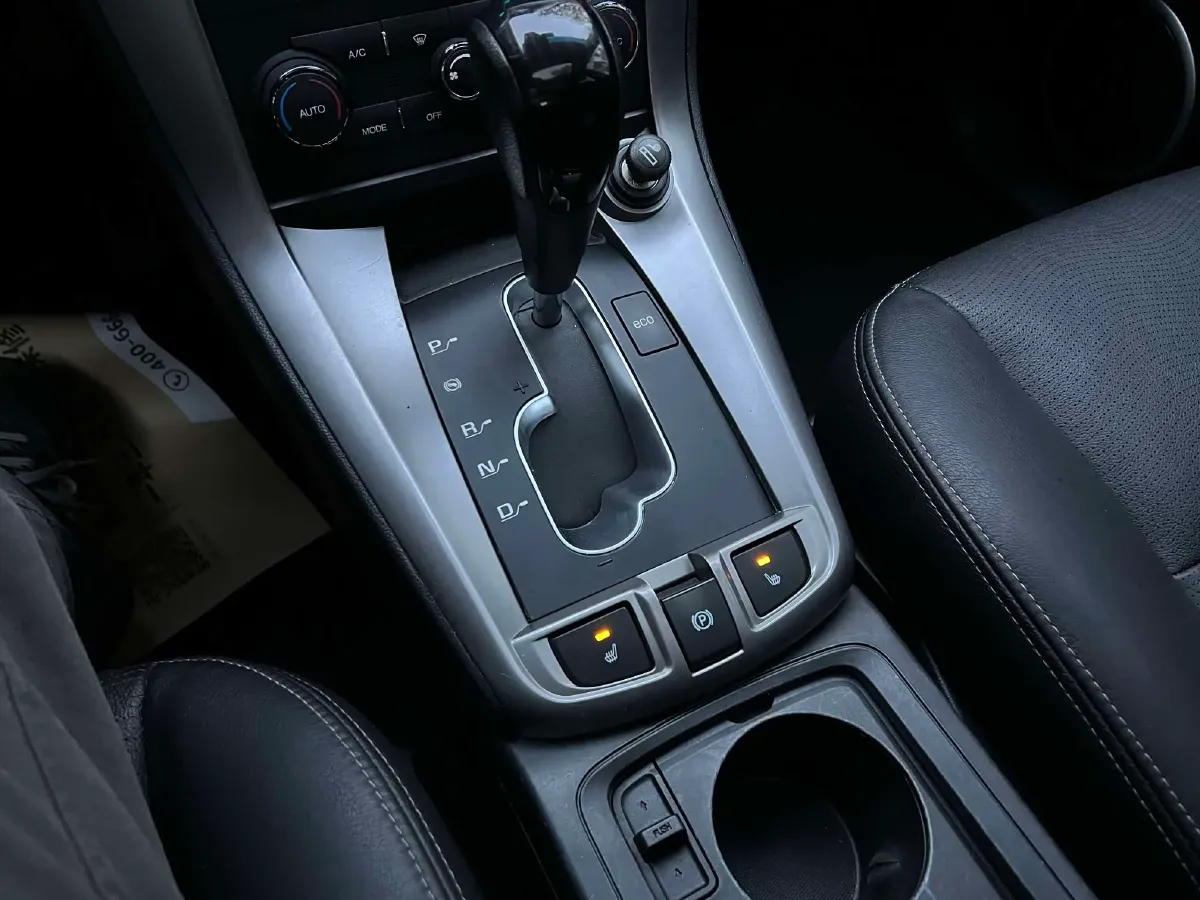 2015 Chevrolet Captiva 2.4L 167HP L4 6AT,autocango,china used car exporter,china ev exporter,chinese used car exporter,chinese used ev exporter