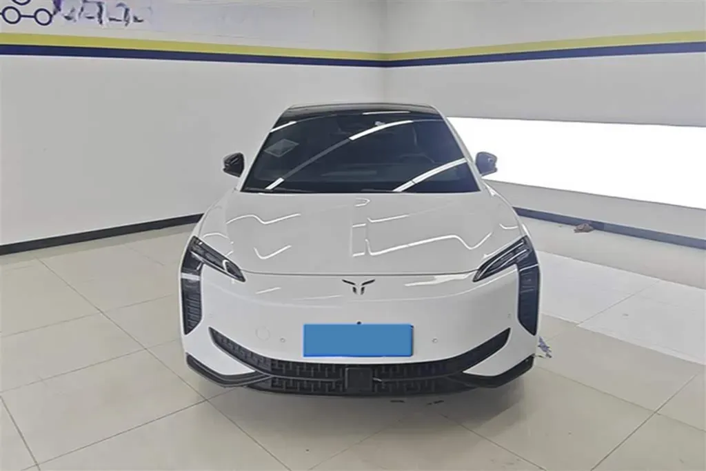 2024 HongQi EH7 BEV 85KWH,autocango,china used car exporter,china ev exporter,chinese used car exporter,chinese used ev exporter