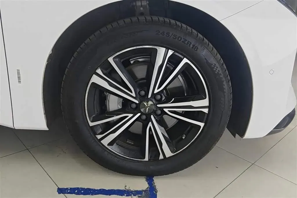 2024 HongQi EH7 BEV 85KWH,autocango,china used car exporter,china ev exporter,chinese used car exporter,chinese used ev exporter