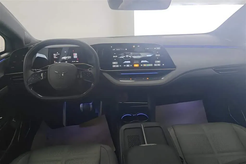 2024 HongQi EH7 BEV 85KWH,autocango,china used car exporter,china ev exporter,chinese used car exporter,chinese used ev exporter