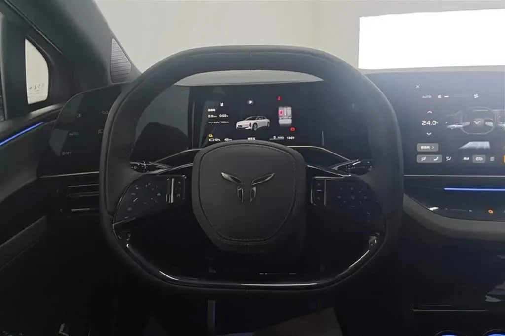 2024 HongQi EH7 BEV 85KWH,autocango,china used car exporter,china ev exporter,chinese used car exporter,chinese used ev exporter