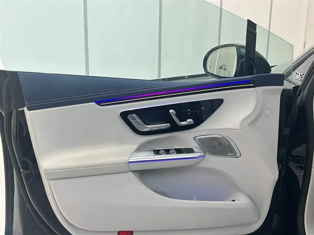 2023 Mercedes-Benz EQE AMG BEV 96.1KWH,autocango,china used car exporter,china ev exporter,chinese used car exporter,chinese used ev exporter