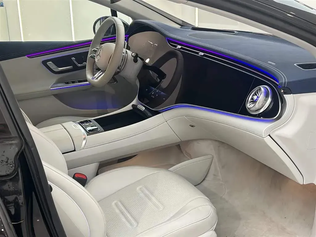 2023 Mercedes-Benz EQE AMG BEV 96.1KWH,autocango,china used car exporter,china ev exporter,chinese used car exporter,chinese used ev exporter