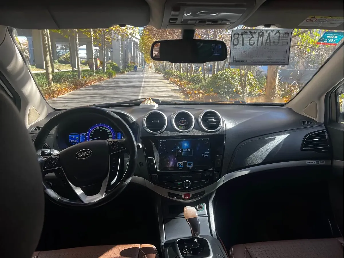 2015 BYD S7 2.0T 205HP L4 6DCT,autocango,china used car exporter,china ev exporter,chinese used car exporter,chinese used ev exporter