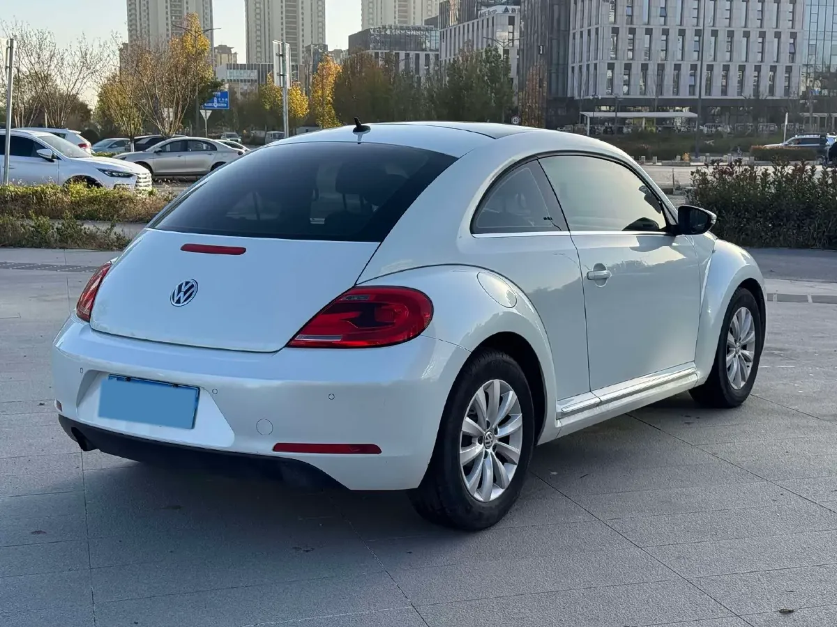 2013 Volkswagen Beetle 1.2T 105HP L4 7DCT,autocango,china used car exporter,china ev exporter,chinese used car exporter,chinese used ev exporter